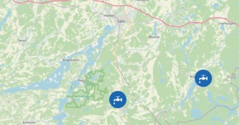Karttanäkymä Salon alueelta, jossa vesihuollon häiriö- tai työmaakohteet on merkitty kartalle vesihana-kuvakkeilla.